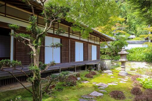 ����̔N�ԊǗ�